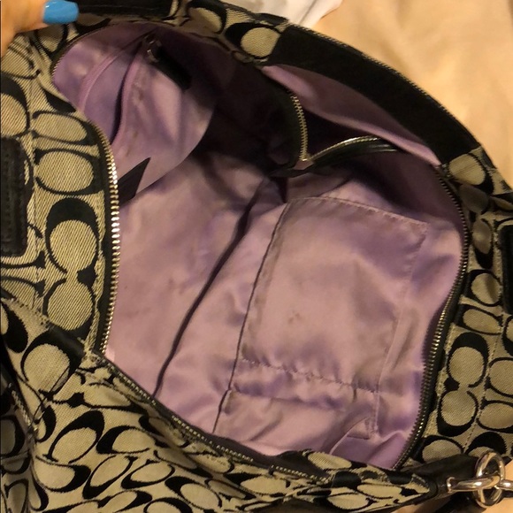 Coach Purse. - Picture 2 of 5